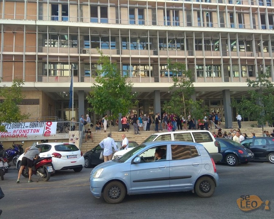Κρεμάστηκε άντρας στο Δικαστικό Μέγαρο Θεσσαλονίκης - Media
