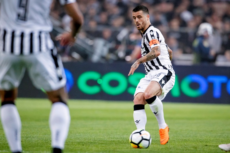 To «Τιναφτόρε» του Βιεϊρίνια έγινε τραγούδι (Video) - Media