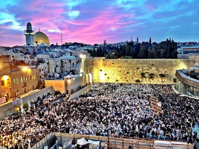 Διακόσιοι ραββίνοι προσεύχονται για να νικήσει το Ισραήλ το Ιράν - Media