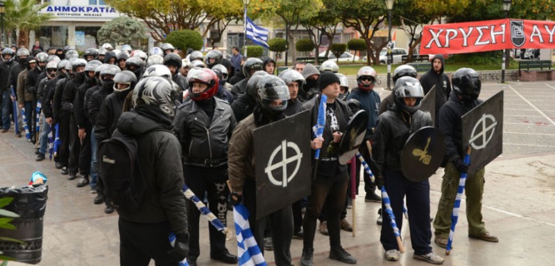 Οι Χρυσαυγίτες επιτέθηκαν αλλά η αστυνομία προσήγαγε και αμυνόμενους - 22 προσαγωγές (9 συλλήψεις)  - Media