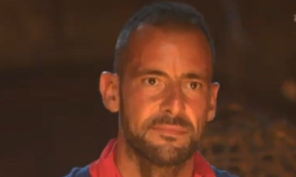 Χαμός με τον Χάρο στο Survivor: «Τα παντελόνια μου τα φοράω, τα… μπατζάκια μου ξεχωρίζουνε» - Media