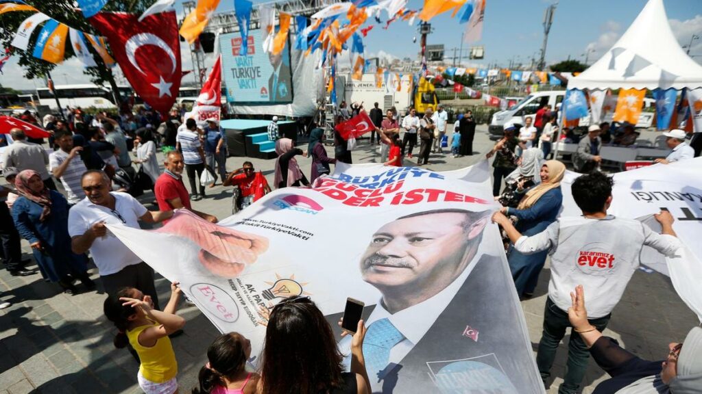 Στις κάλπες η Τουρκία για την εκλογή προέδρου - Όλα τα ενδεχόμενα ανοιχτά αφήνουν οι δημοσκοπήσεις - Media