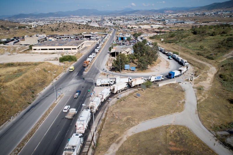 «Κόλαση» στο Περιφερειακό Συμβούλιο για τον ΧΥΤΑ Φυλής: Ένταση και απειλές (Video) - Media