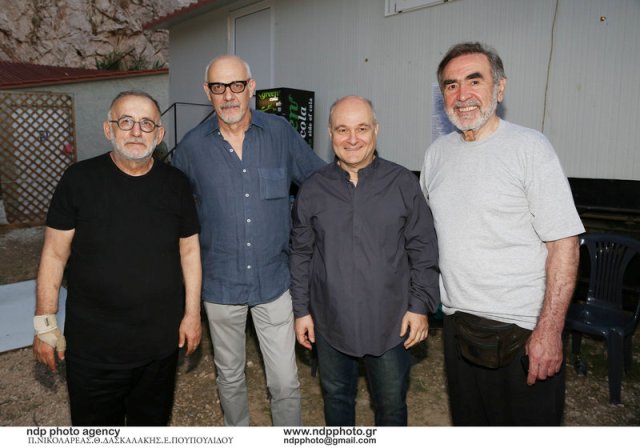 Οι αστυνομικοί στην Κρήτη κάνουν περιπολίες με ποδήλατα (Photos) - Media