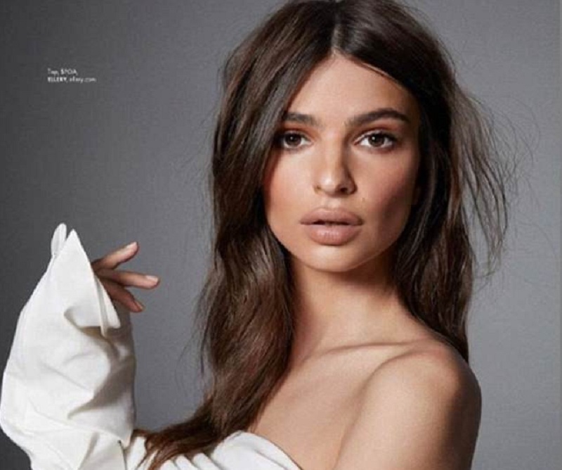 Η Έμιλι Ρατακόφσκι βλέπει Κιμ Καρντάσιαν όταν έχει τις μαύρες της - Media