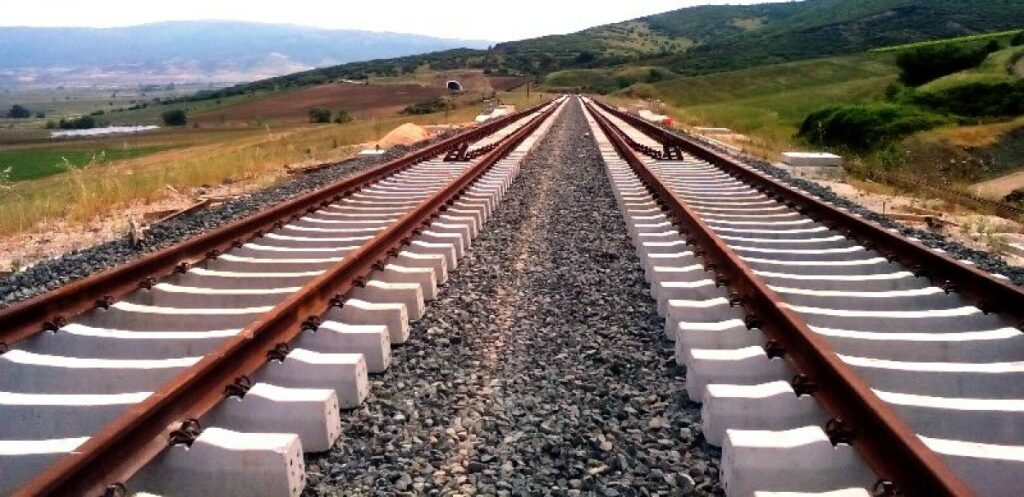 Σπίρτζης για Σιδηροδρομική Εγνατία: Τεχνικό «αγκάθι» η παράκαμψη της Καβάλας - Media