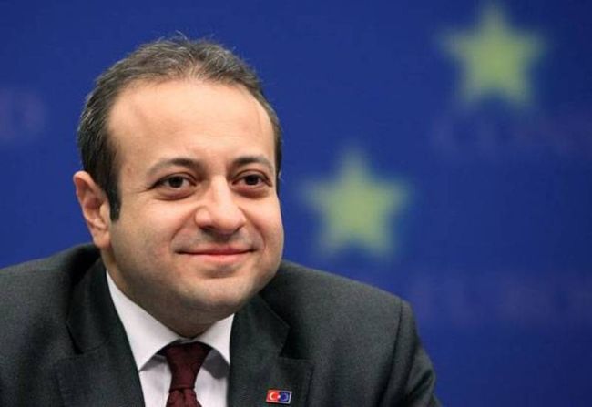 Η Ελλάδα να πιάσει από τα αυτιά και να παραδώσει τους 8 τρομοκράτες, λέει ο συνεργάτης του Ερντογάν, Μπαγίς  - Media