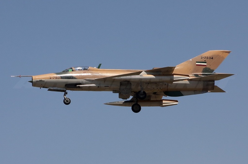 Έπεσε στρατιωτικό αεροσκάφος στο Ιράν - Σώοι οι δύο πιλότοι - Media