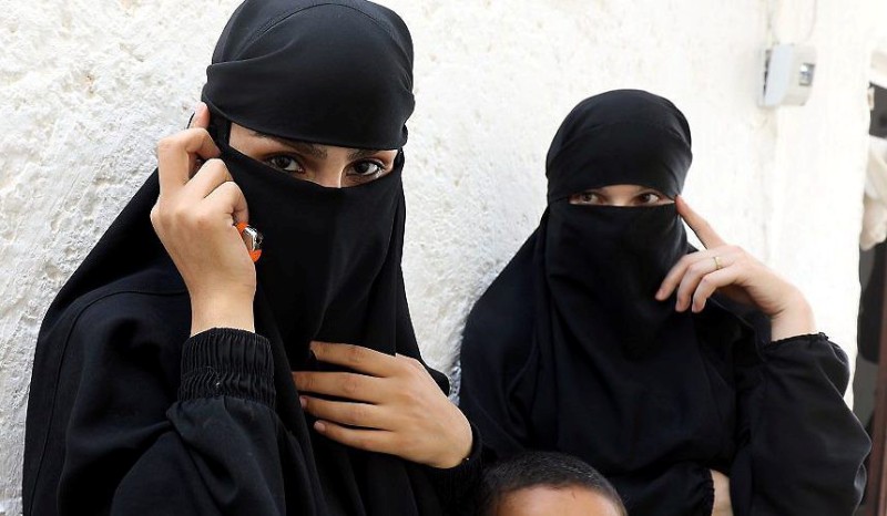 Να μείνετε στη Συρία - Η Γαλλία δεν επιτρέπει την επιστροφή γυναικών που συνδέονται με το ISIS - Media