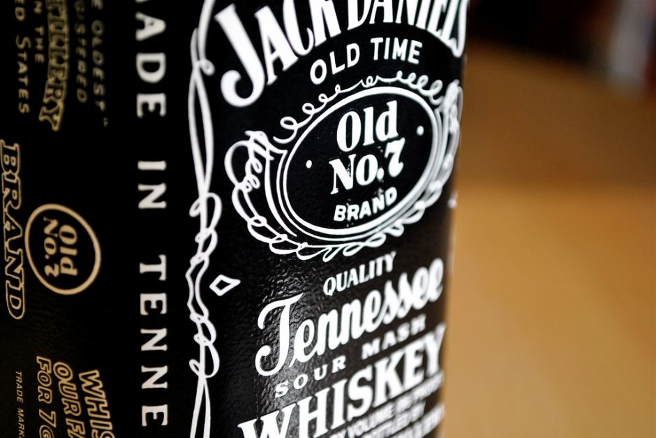 Παίρνει «φωτιά» η τιμή του Jack Daniel’s  - Media