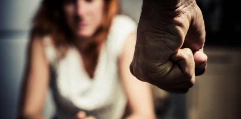 Σπάρτη: Επιχειρηματίας ξυλοκόπησε εργαζόμενη - Media