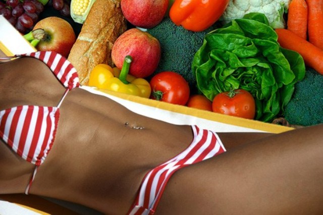 Έξι τροφές που θα σας βοηθήσουν να μαυρίσετε σε χρόνο dt!  - Media