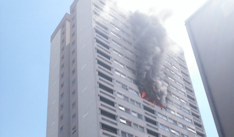 Συναγερμός στο Λονδίνο: Νέα πυρκαγιά σε ουρανοξύστη (Video) - Media
