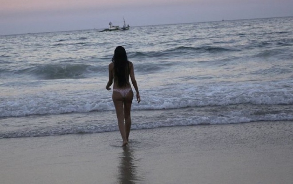 Σκηνές φρίκης σε παραλία για δύο κοπέλες στη Ρόδο: «Μας βίαζαν ο ένας μετά τον άλλο» - Media