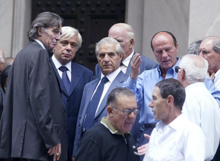 Τηλεφωνική επικοινωνία Παυλόπουλου με τον Δημήτρη Γιαννακόπουλο - Media