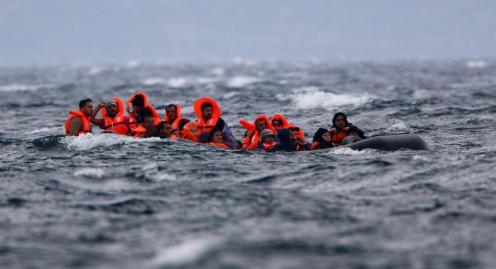 Διασώθηκαν, ανοιχτά των Οθωνών, 20 Ιρακινοί μετανάστες - Συνελήφθη ο 25χρονος διακινητής τους - Media