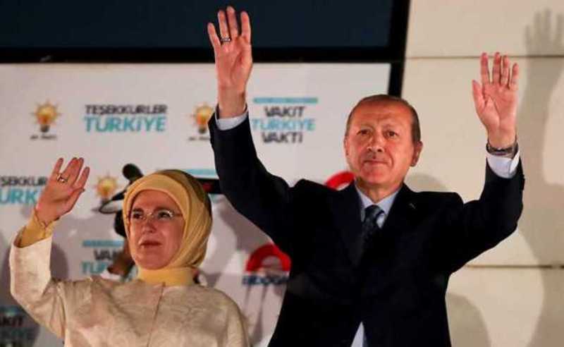 Τι λένε κορυφαίοι δημοσιογράφοι για την επανεκλογή Ερντογάν στην Τουρκία: «Κύμα εθνικισμού στη χώρα» - Media