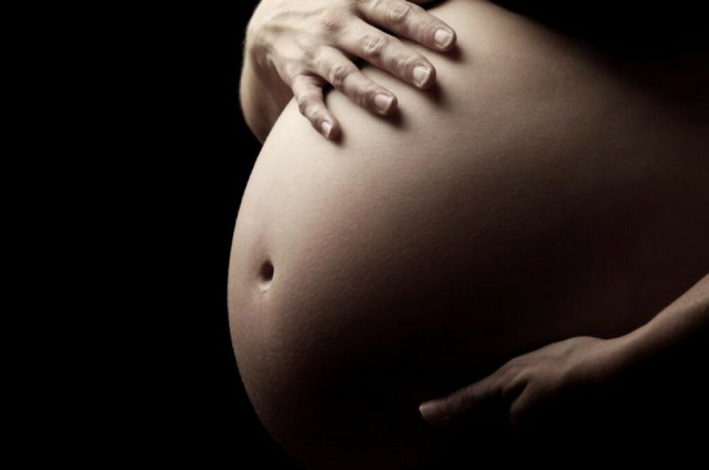 Κορωνοϊός: Συναγερμός για έγκυο στον Βόλο που διαγνώστηκε θετική! - Media