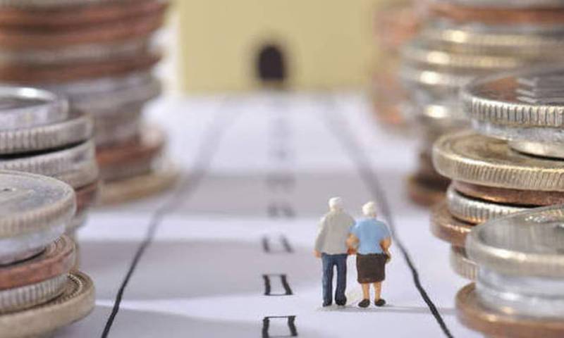 Νέες περικοπές έως 320 ευρώ τον μήνα στις συντάξεις του Δημοσίου - Media