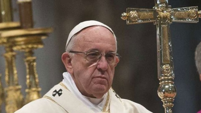 Πάπας Φραγκίσκος: Ο κόσμος πρέπει να στραφεί προς τα καθαρά καύσιμα - Media