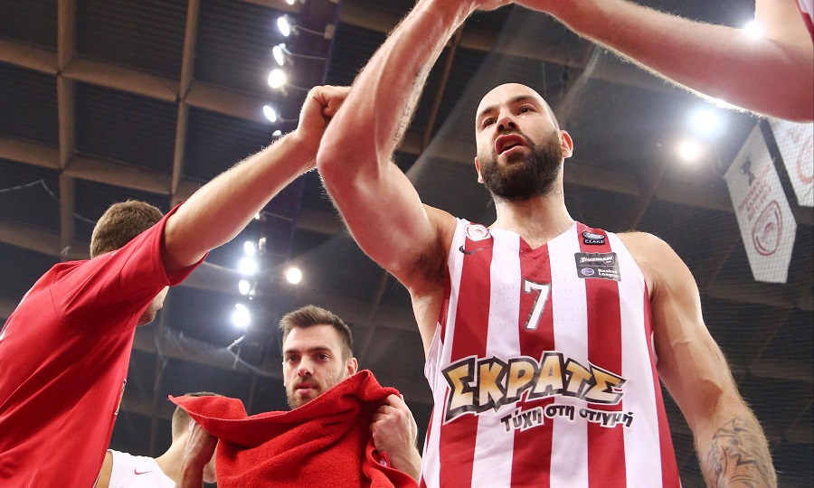 Παραμένει στον Ολυμπιακό ο Σπανούλης - Media