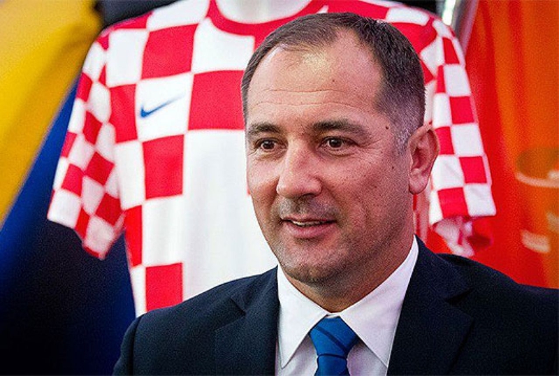 (Δεν) σοκάρει ο ρατσιστής πρώην προπονητής της Κροατίας: «Παίζουμε ενάντια στη Γαλλία και την αφρικανική ήπειρο» (Photo) - Media