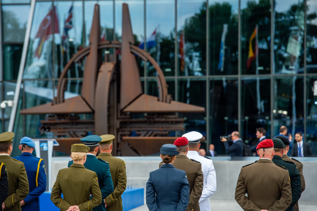 ΝΑΤΟ: Καλούμε την ΠΓΔΜ να γίνει μέλος της Συμμαχίας - Προϋπόθεση η λύση στο ονοματολογικό - Media