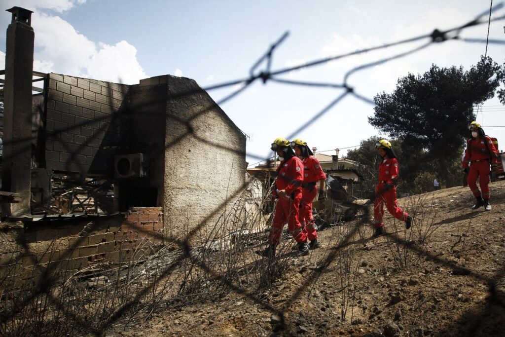 Σε ύφεση η φωτιά στα Γεράνεια Όρη – Που υπάρχουν ενεργά μέτωπα - Media