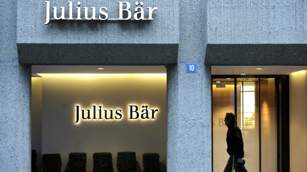 Κάθειρξη 17 χρόνια σε «εκπροσώπους» της Julius Bär που εξαπατούσαν πολίτες τάζοντας λογαριασμό στην Ελβετία - Media