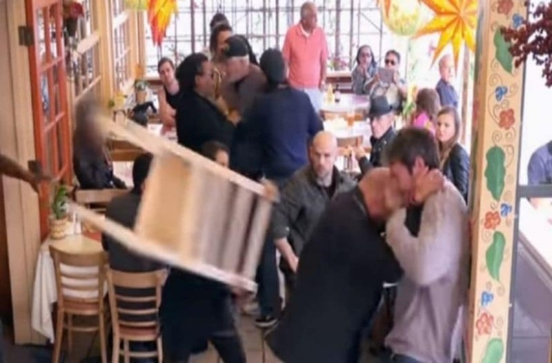 Σκηνές ροκ σε γνωστή καφετέρια της Θεσσαλονίκης: Η σερβιτόρα κάλεσε ενισχύσεις! - Media