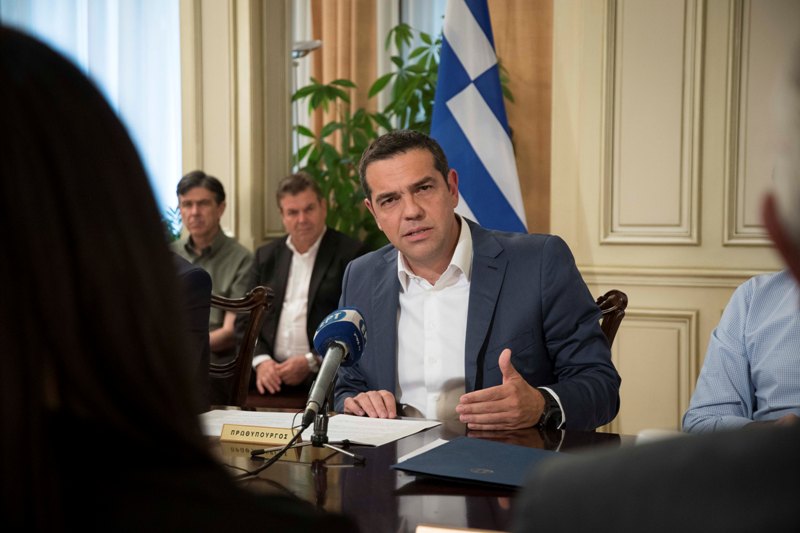 Τσίπρας στο Υπουργικό Συμβούλιο: Αναλαμβάνουμε την πολιτική ευθύνη, αλλά δεν θα αποδράσουμε - Media