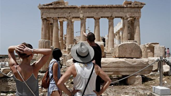 Ανοιχτή σήμερα η Ακρόπολη με ελεύθερη είσοδο μέχρι τις 8 το βράδυ - Media