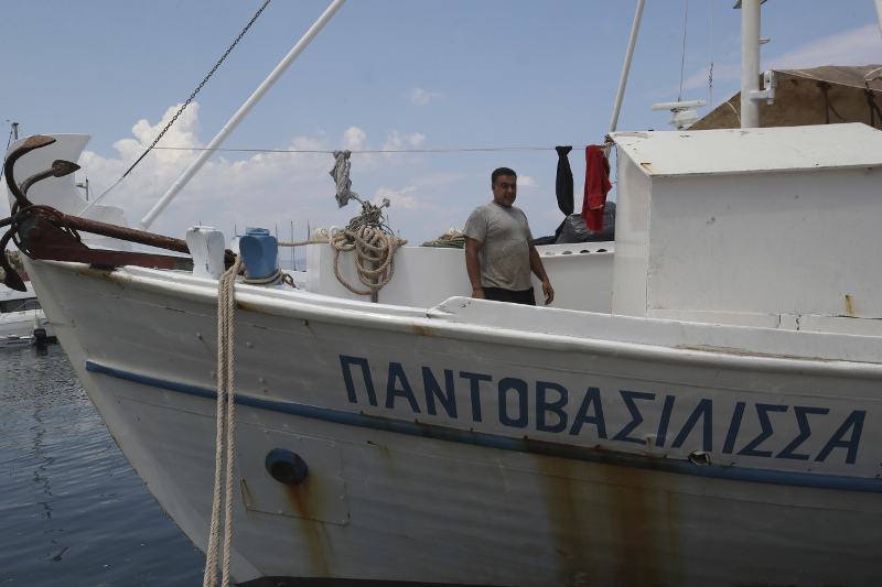 Ο Αιγύπτιος ψαράς της Ραφήνας - Ακόμα ένας αφανής ήρωας που έσωσε ζωές - Media