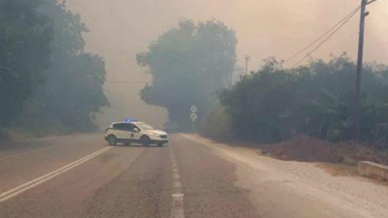 Χανιά: Μαίνονται και τα τρία μέτωπα της πυρκαγιάς - Έκλεισαν δρόμοι - Media