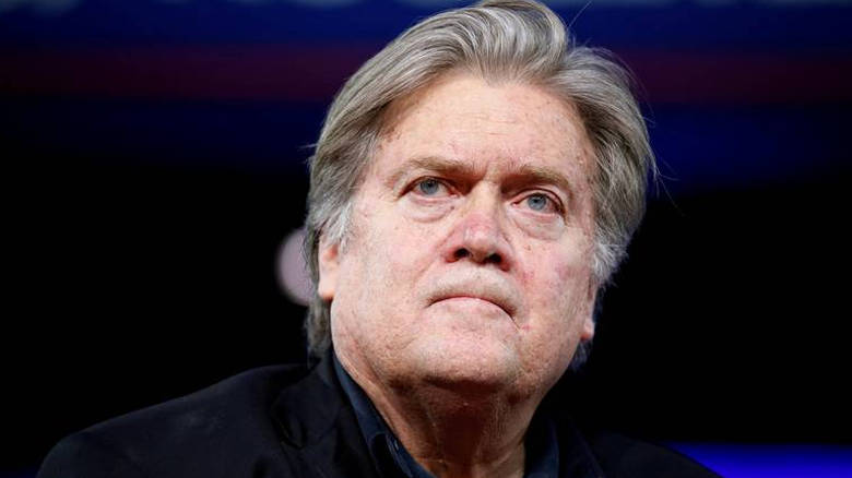 Μπάνον: Τώρα είναι η ώρα του Τζόνσον να αμφισβητήσει τη Μέι και πάρει τη θέση της - Media