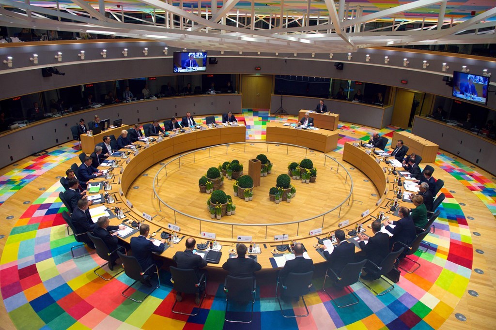 Ευρωκοινοβούλιο: Η Ευρώπη παραμένει δεσμευμένη στις αρχές της Συμφωνίας του Παρισιού - Media