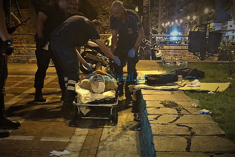 Αιματηρή επίθεση σε μετανάστες στο κέντρο της Θεσσαλονίκης (Photos) - Media