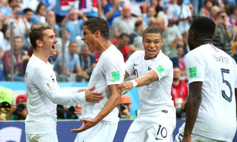 Μουντιάλ 2018: Στους ημιτελικούς η Γαλλία - «Καθάρισε» 2-0 την Ουρουγουάη - Media