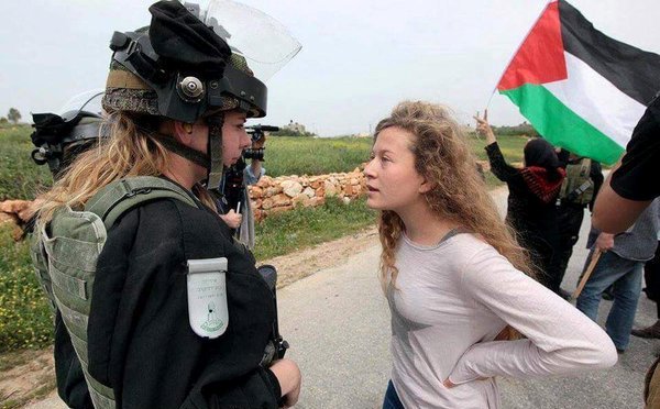 Ισραήλ: Η 17χρονη Παλαιστίνια Άχεντ Ταμίμι απελευθερώθηκε μετά από οκτώ μήνες φυλάκιση - Media
