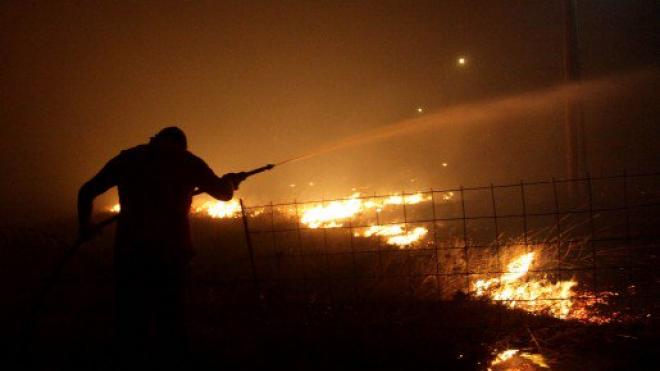 Πύρινη κόλαση στην Κρήτη - Μαίνονται δύο μέτωπα πυρκαγιάς  - Media