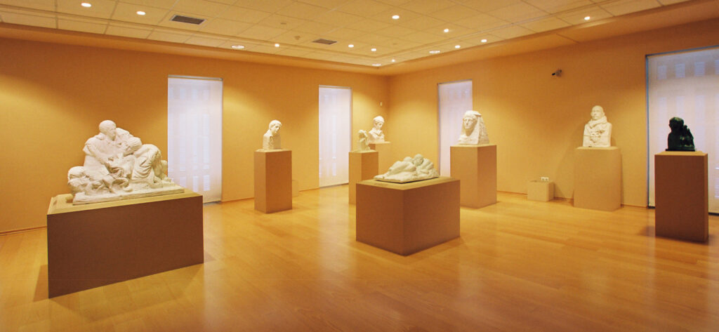 Παρουσίαση του Ιδρύματος Τηνιακού Πολιτισμού και της μόνιμης Έκθεσης Γιαννούλη Χαλεπά - Media