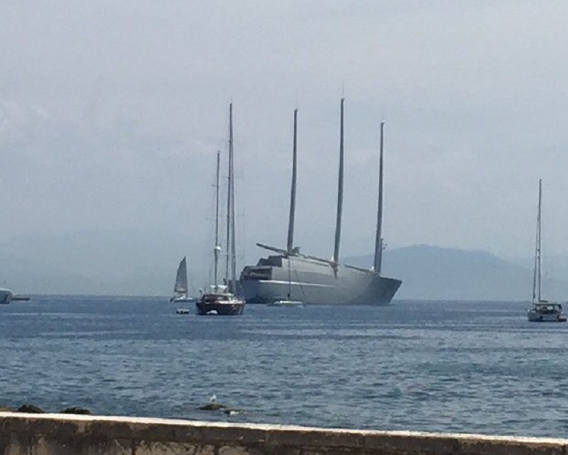 Η εντυπωσιακή θαλαμηγός Ρώσου μεγιστάνα στην Κέρκυρα (Photos) - Media