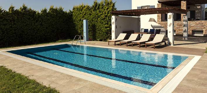 Στην εντατική πεντάχρονο αγοράκι - Ήπιε νερό πισίνας - Media