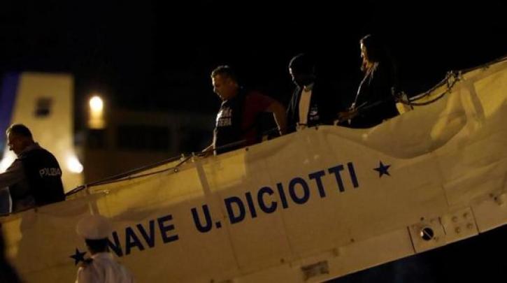 Ιταλία: 442 μετανάστες και πρόσφυγες ψάχνουν ασφαλές λιμάνι στην κεντρική Μεσόγειο - Media