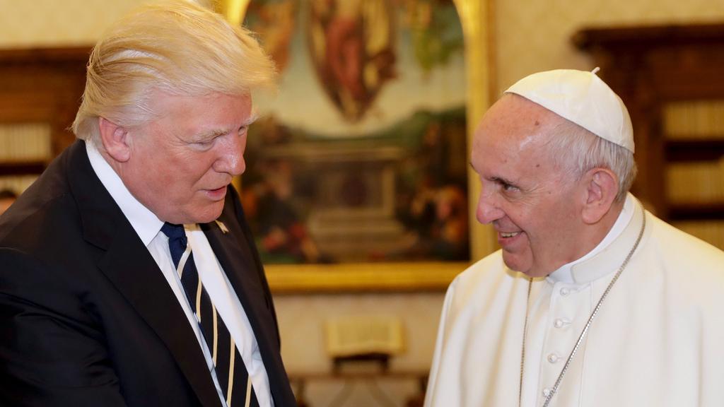 Ο Τραμπ έχει περισσότερους followers στο twitter ακόμη και από τον Πάπα Φραγκίσκο - Media