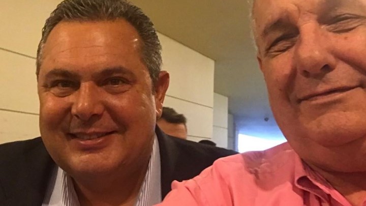 Η selfie του Κουίκ με τον Καμμένο και το αιχμηρό μήνυμα για την αποστασία  - Media