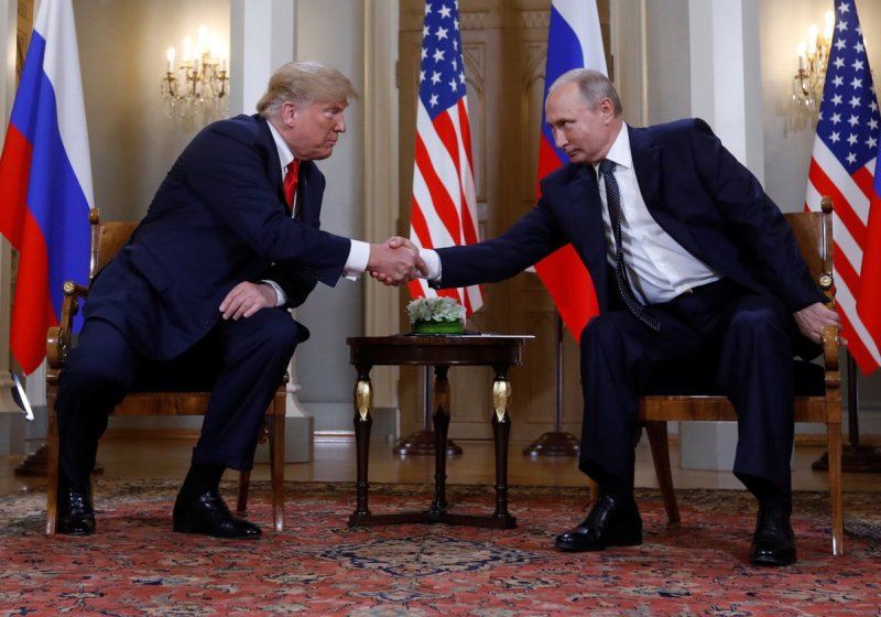 Πούτιν και Τραμπ συζήτησαν για ενδεχόμενη συνεργασία κατά του κορωνοϊού - Media