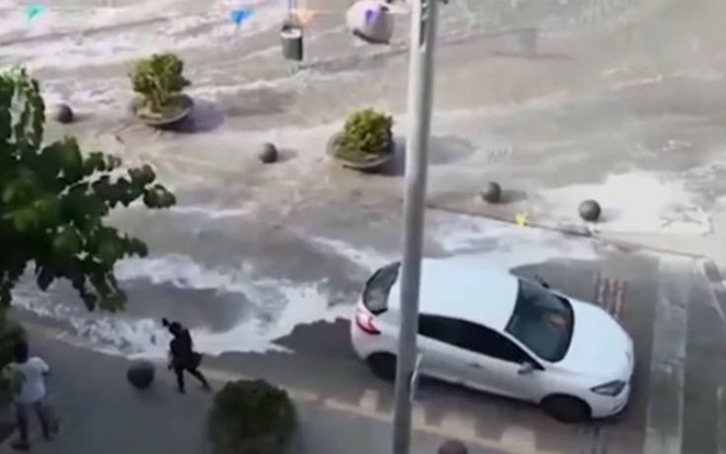 Μίνι τσουνάμι χτύπησε τη Μαγιορκα – Πατέρας παρασύρθηκε και πνίγηκε μπροστά στα μάτια των παιδιών του (Video)  - Media