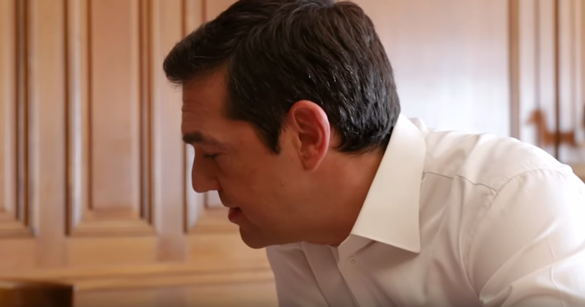 Τι δεν προσέξατε στο βίντεο του Τσίπρα (Photos) - Media