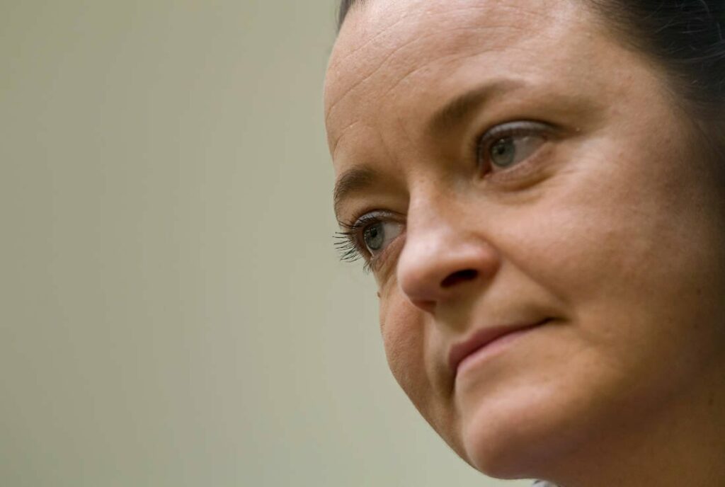 Η νεοναζίστρια Μπεάτε Τσέπε καταδικάστηκε σε ισόβια για τον φόνο δέκα ανθρώπων στη Γερμανία - Media